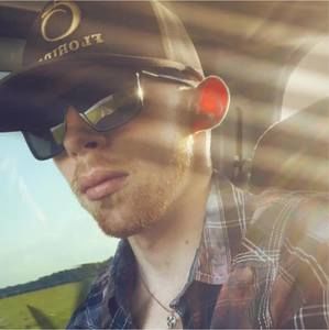 Meet your Posher, Buddy